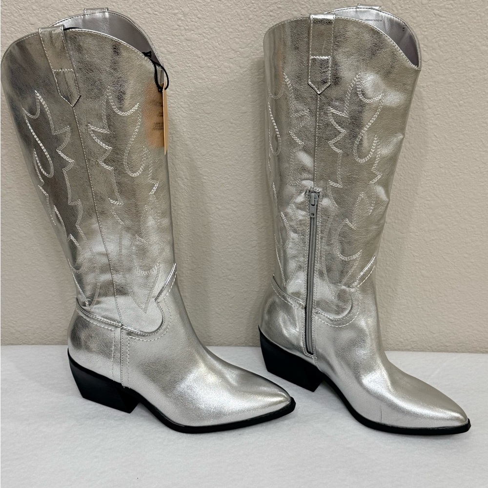 Madden NYC Silver Western-Style Women's Boots size 8